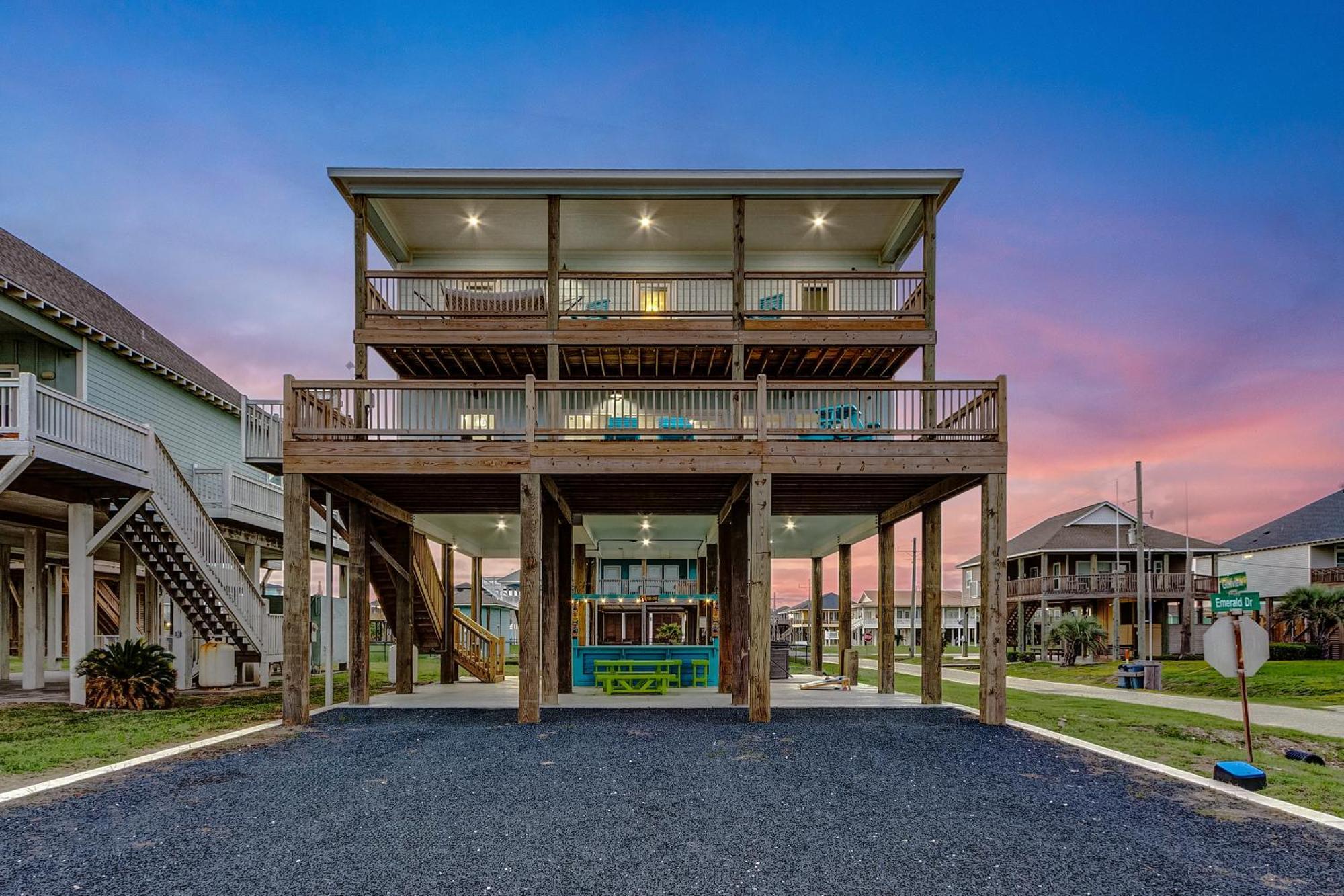 Beachfront - Hot Tub - Bbq - 14 Guests Bolivar Peninsula Exterior foto